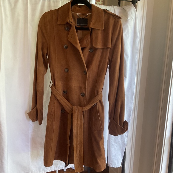 Banana Republic Jackets & Blazers - Beautiful Rich Brown Suede Coat